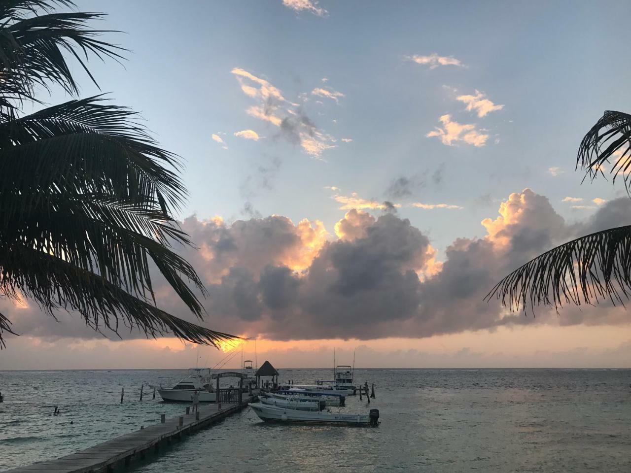 Hotel Puerto Corcho Puerto Morelos Eksteriør billede